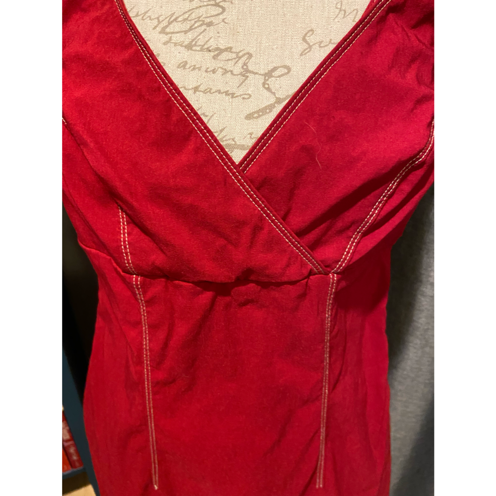 Red Express Dress - Picture 6 of 7